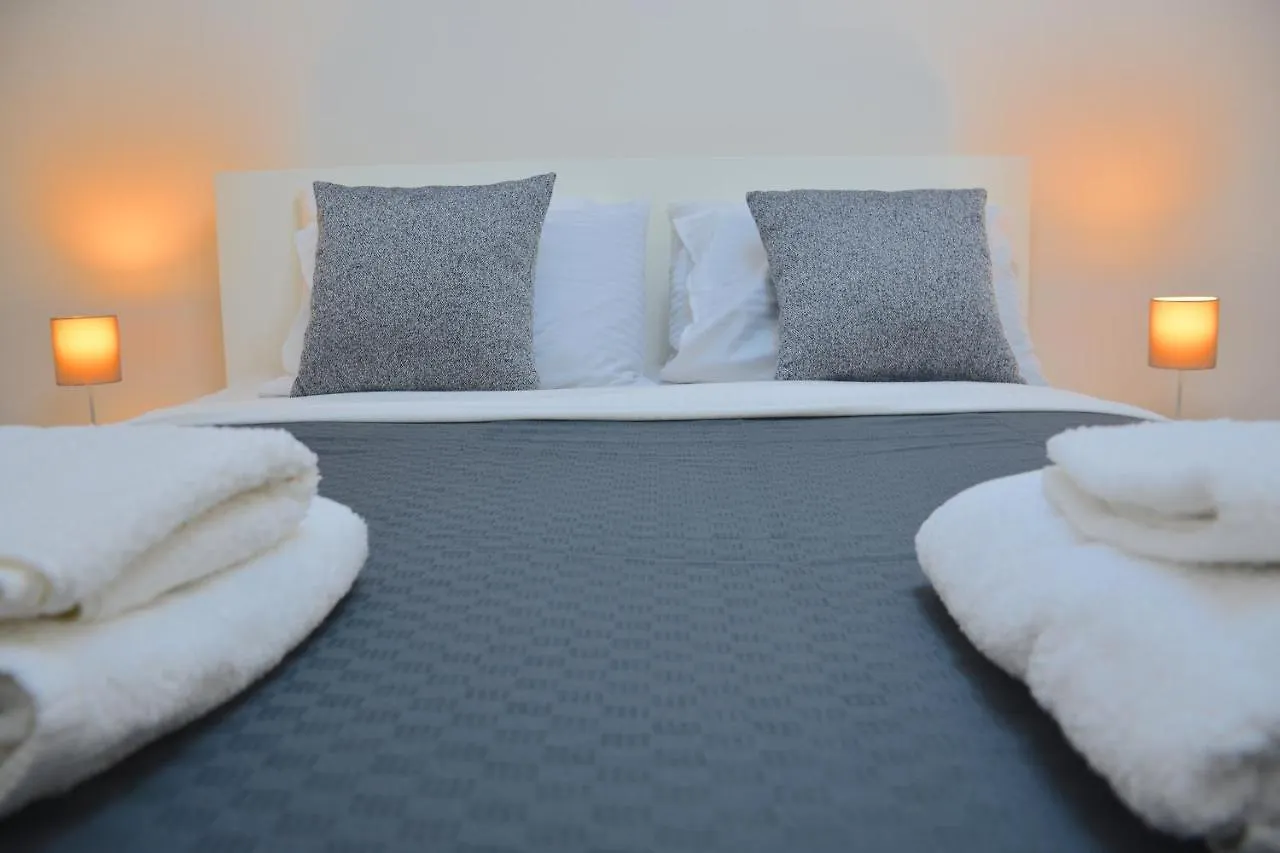 Cozy 3Br Retreat Modern Comfort Istanbul 0*,  Turkey