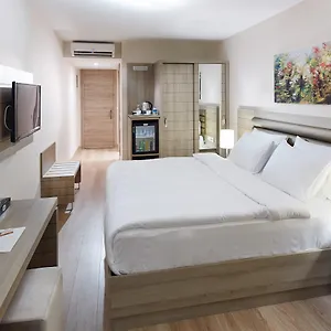 Rox Hotel